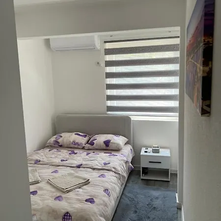Apartman Bajo 1 Apartment